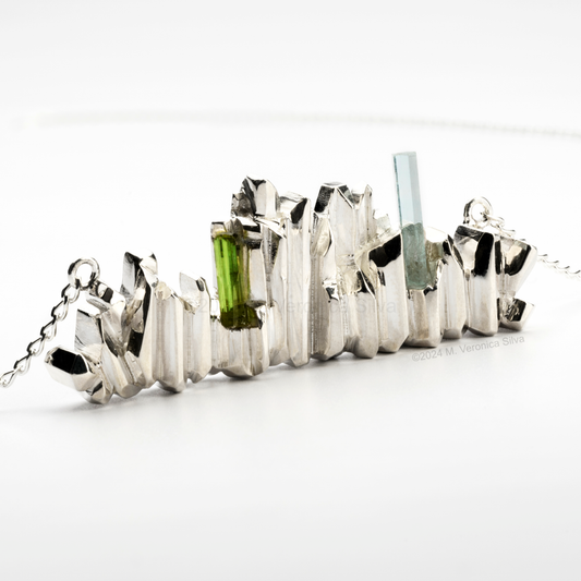 Columnar aquamarine and tourmaline pendant