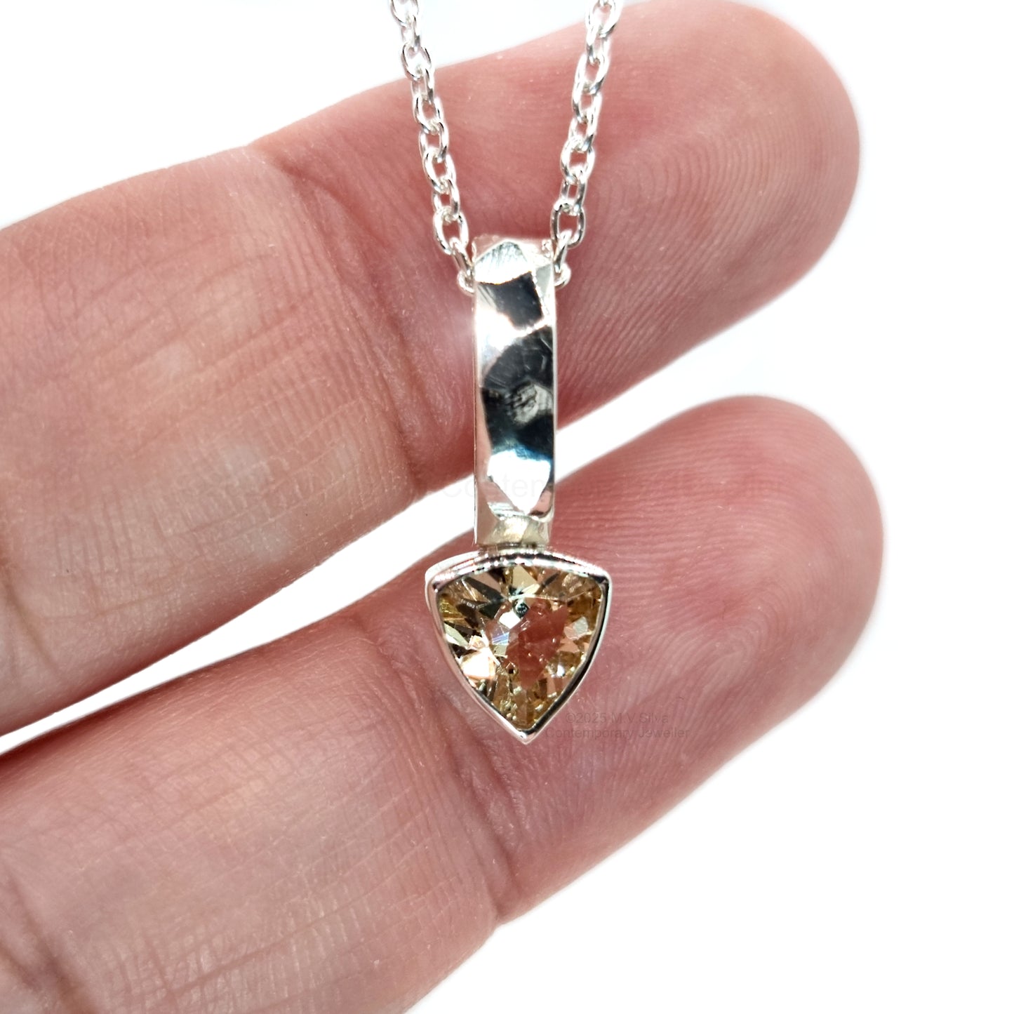 Heliodor Textured Pendant