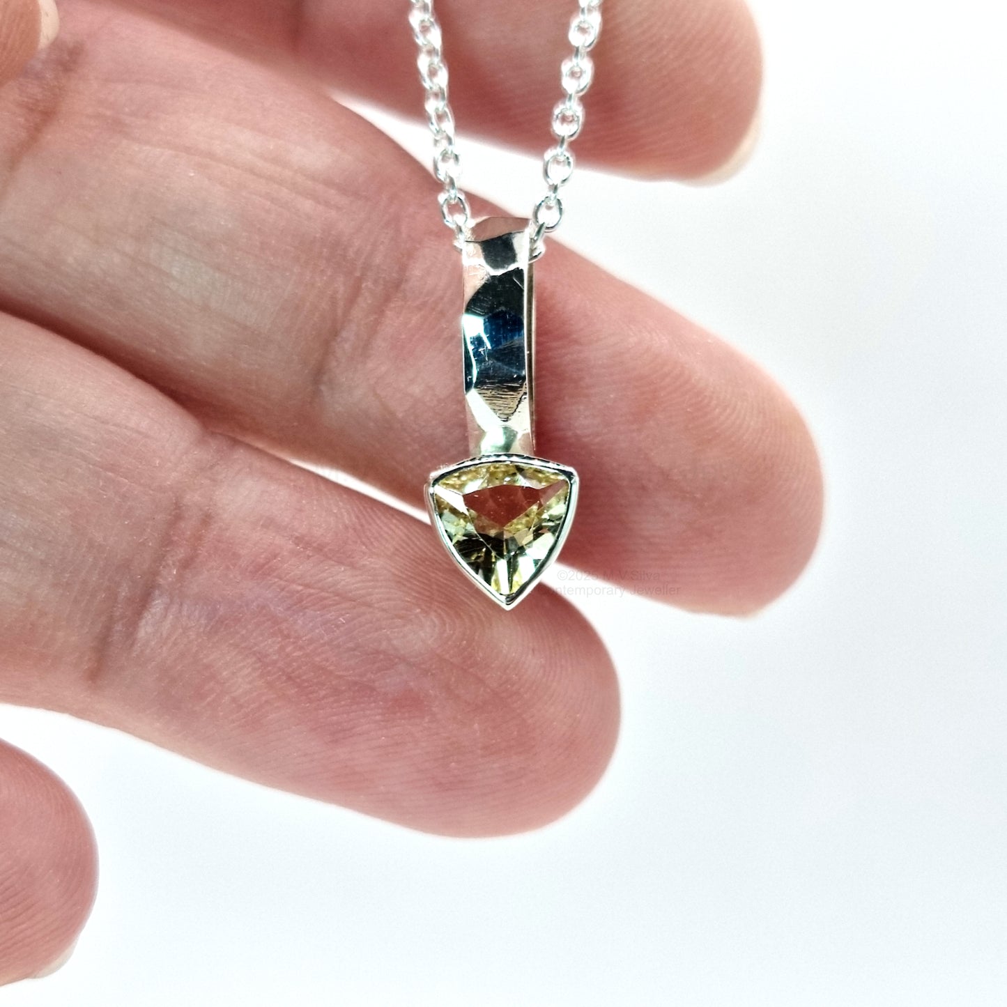 Heliodor Textured Pendant
