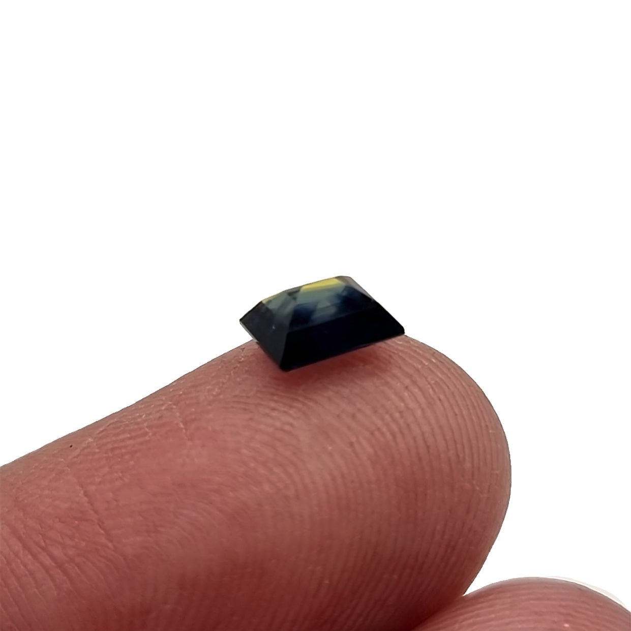 0.86ct Baguette Cut Parti Sapphire