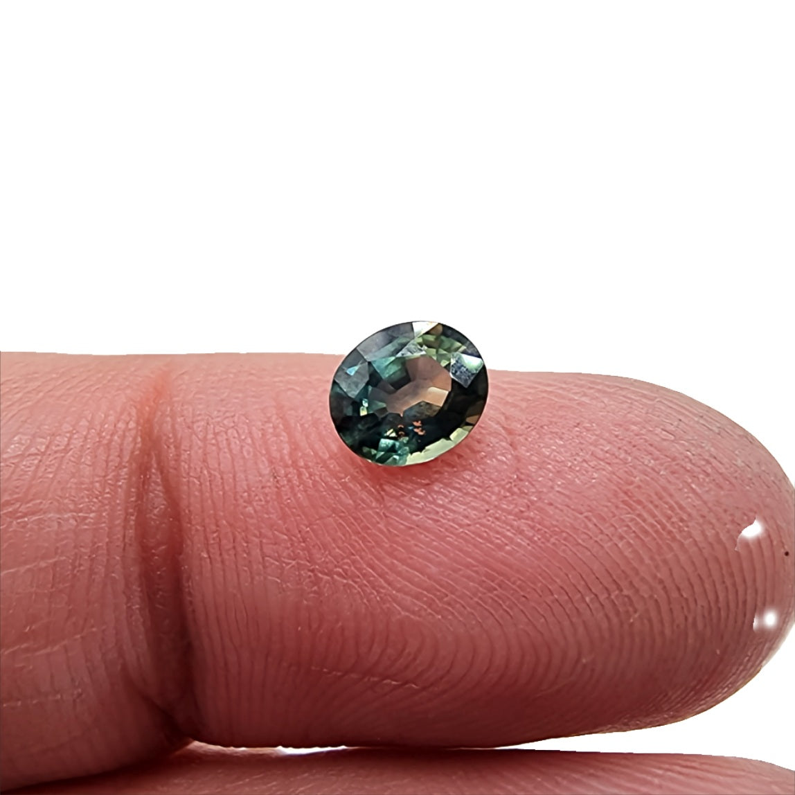 0.75ct Oval Cut Parti Sapphire