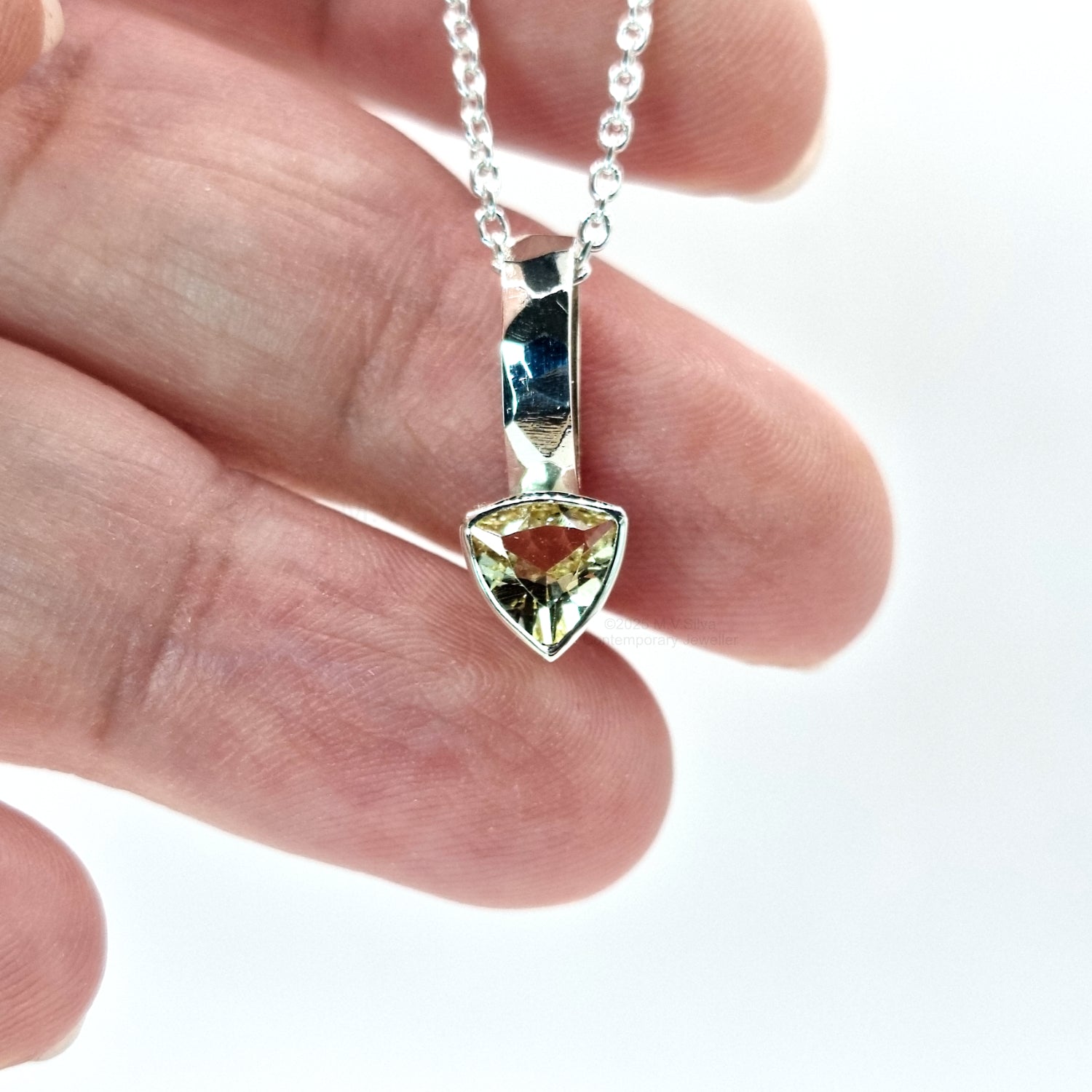 Heliodor Textured Pendant