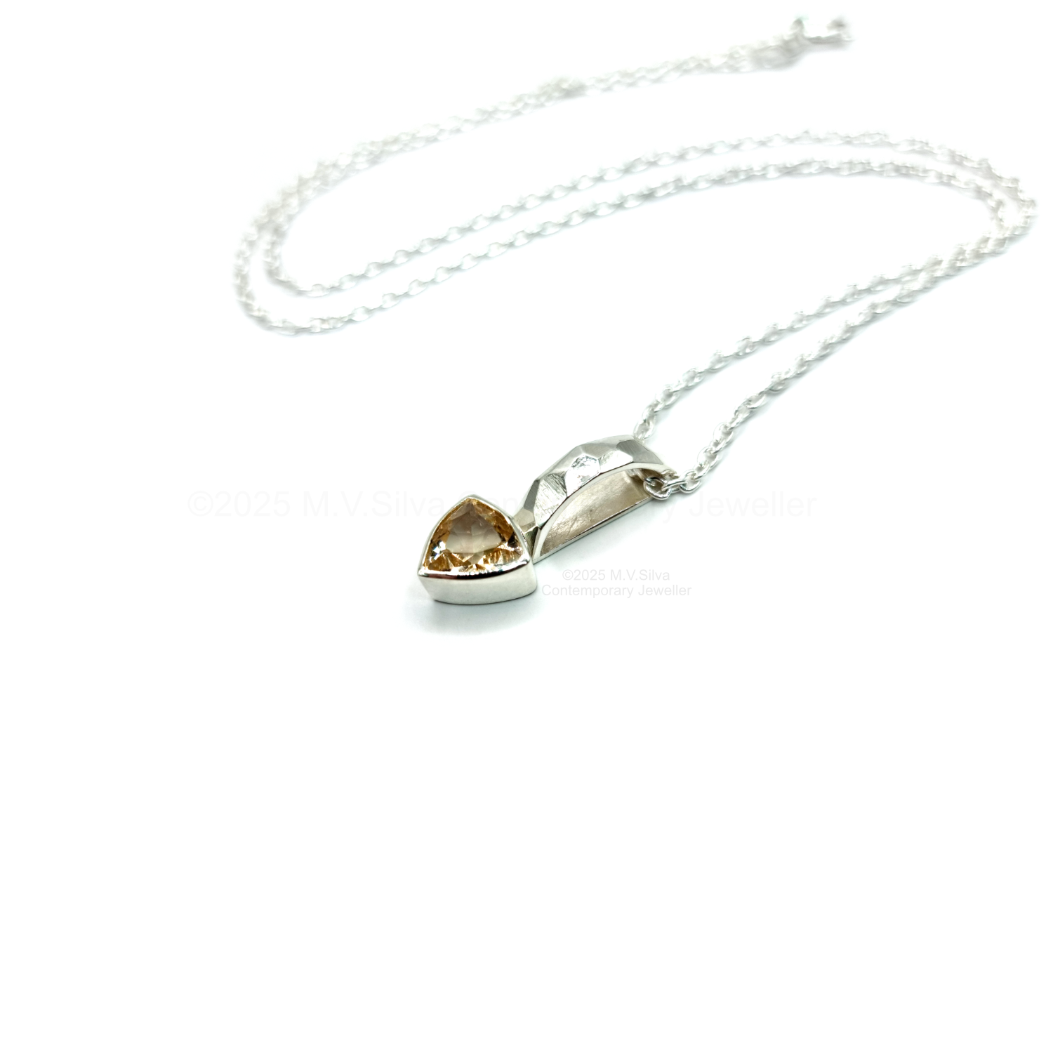 Heliodor Textured Pendant